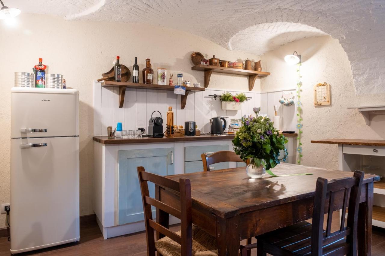 B&B Il Cortile Биела Екстериор снимка